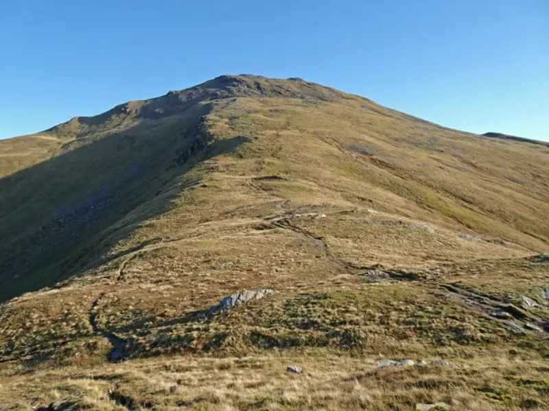 NN2525 : Looking to Ben Lui