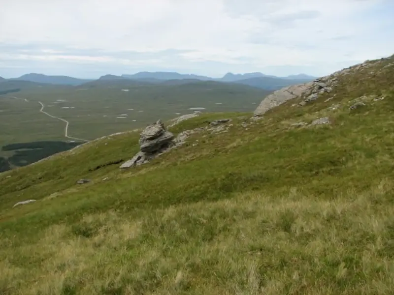 NH1773 : On Meall a' Chrasgaidh