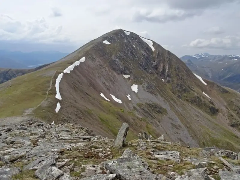 NN3173 : Descending Stob a' Choire Mheadhoin